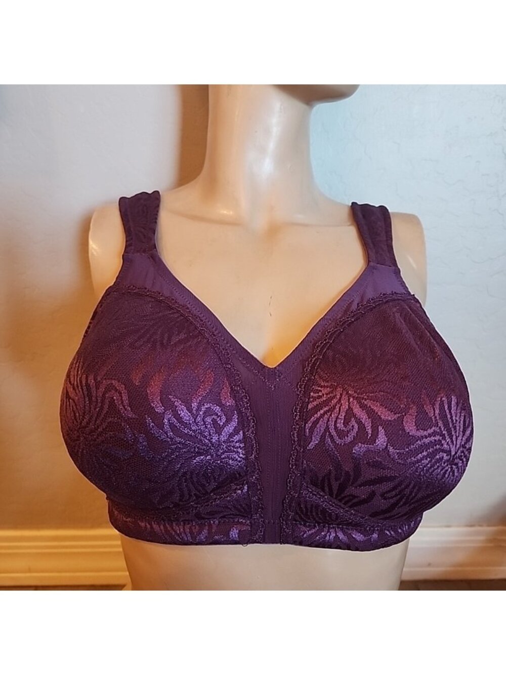 Deyllo Bra 40C Purple Wireless Unlined